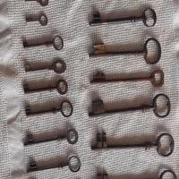 COLLEZIONE  CHIAVI  ANTICHE