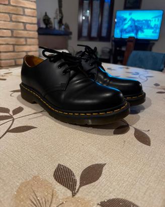 Dr. Martens da uomo nere n.42 mod. 1461