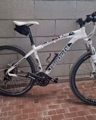 Bicicletta MTB Bianchi Kuma 27.2