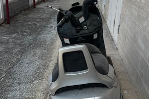 Suzuki Burgman 250 cc anno 2001