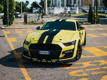Ford Mustang GT 5.0 V8 Coyote 421 CV automatica