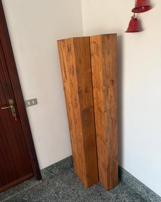 Pilastri in legno