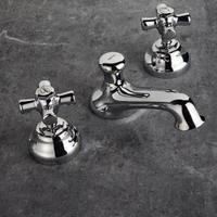 3 fori lavabo SIGNORINI rubinetti antica classica
