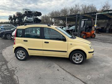 RICAMBI AUTO FIAT PANDA 2005