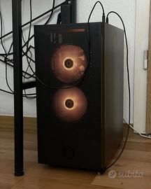 PC desktop gaming ryzen con GeForce rtx 5070