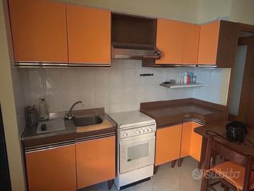 BLOCCO MOBILI COMPLETO – CAMERA + CUCINA –