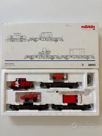 Modellino treno Märklin con vagoni Strukton