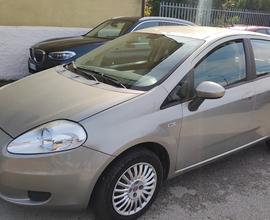 Fiat Grande Puno 1.3 MJT 75 CV 5 porte Dynamic