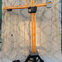 Gru meccanica con telecomando