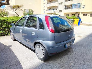 Opel Corsa 5 porte 2004