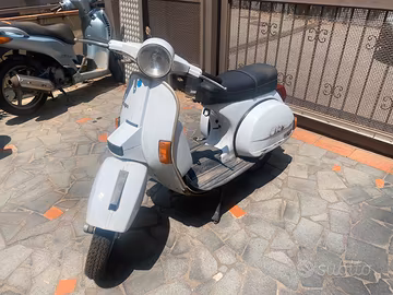 Vespone 125 PX bianco