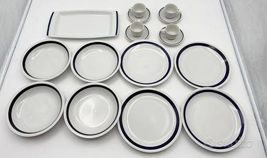 Servizio piatti moderni x 4 persone + tazzine