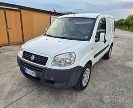Fiat Doblo 1.9 JTD 105 cv solo 116 mila km gancio 