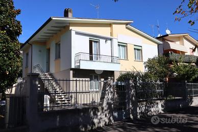 BIFAMILIARE A RIOLO TERME