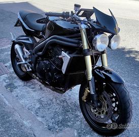 Triumph speed triple 1050