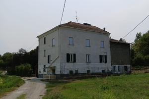 Prestigiosa proprietà immersa nel verde