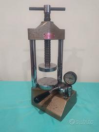 PRESSA OLEODINAMICA OGGETTO VINTAGE DA ARRDEDAMENT