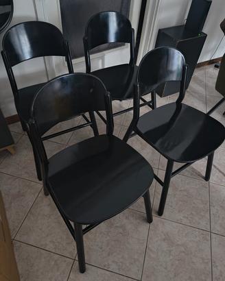 set di 4 sedie nere-Ritiro a carico dell'aquirente