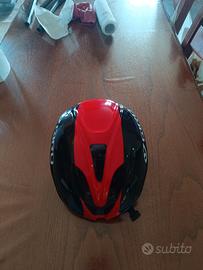 Casco nuovo mai usato per dimensioni 