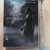 Becca Fitzpatrick Angeli nell'ombra