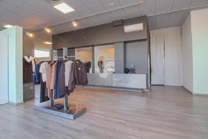 NEGOZIO A CASTELNUOVO RANGONE