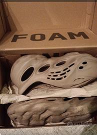 Adidas Yeezy Foam RNNR