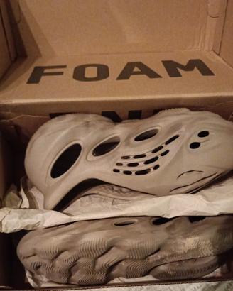 Adidas Yeezy Foam RNNR