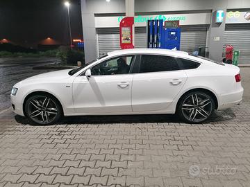Audi A5 sportback 3.0 V6 TDI  240cv  QUATTRO