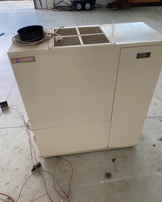 Stufa gasolio canalizzabile