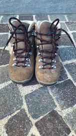 Scarpone da trekking bimbo taglia 34