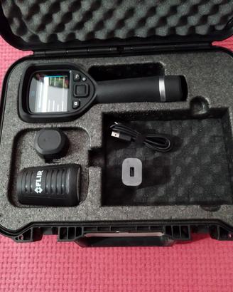 Termocamera Flir E8