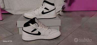 Jordan 1 bianche e nere