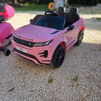 range rover evoque + vespa gts super piaggio