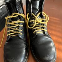 Dr. Martens anfibi