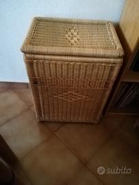 Portabiancheria in vimini/bambù