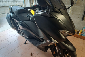 Tmax Yamaha