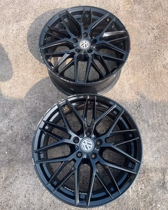 2 cerchi in lega Volkswagen 18" neri KBA 52768