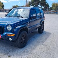 Jeep cherokee kj 2.5 crd 2004