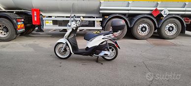 Piaggio Liberty 125 con ABS euro 5 
