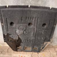 Schermatura inferiore, vano motore BMW serie uno