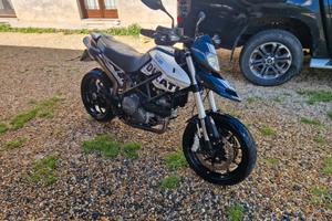 Ducati hypermotard 796 depotenziata