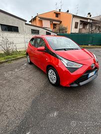 TOYOTA Aygo 1ª serie - 2021
