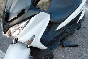 Suzuki Burgman 200 - 2014