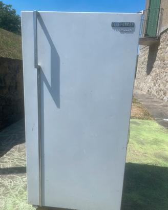 Frigorifero deluxe telefunken