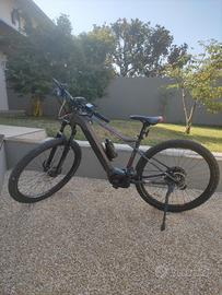 bicicletta e-mtb