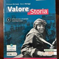 Libri liceo quinto anno metà prezzo di copertina