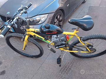 bicicletta  a motore 100CC 