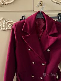 Cappotto lungo rosso bordeaux