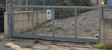 Cancello scorrevole x capannoni