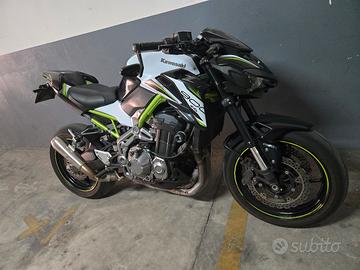 KAWASAKI Z900